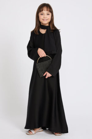 Abaya with junior 4